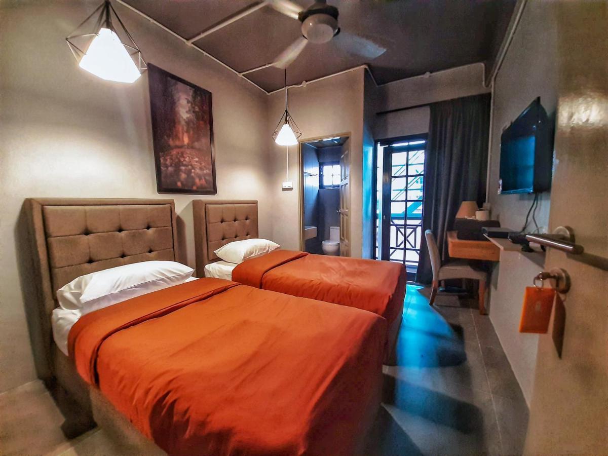 A3A Oastel Coliving Vandrehjem Tanah Rata Eksteriør billede