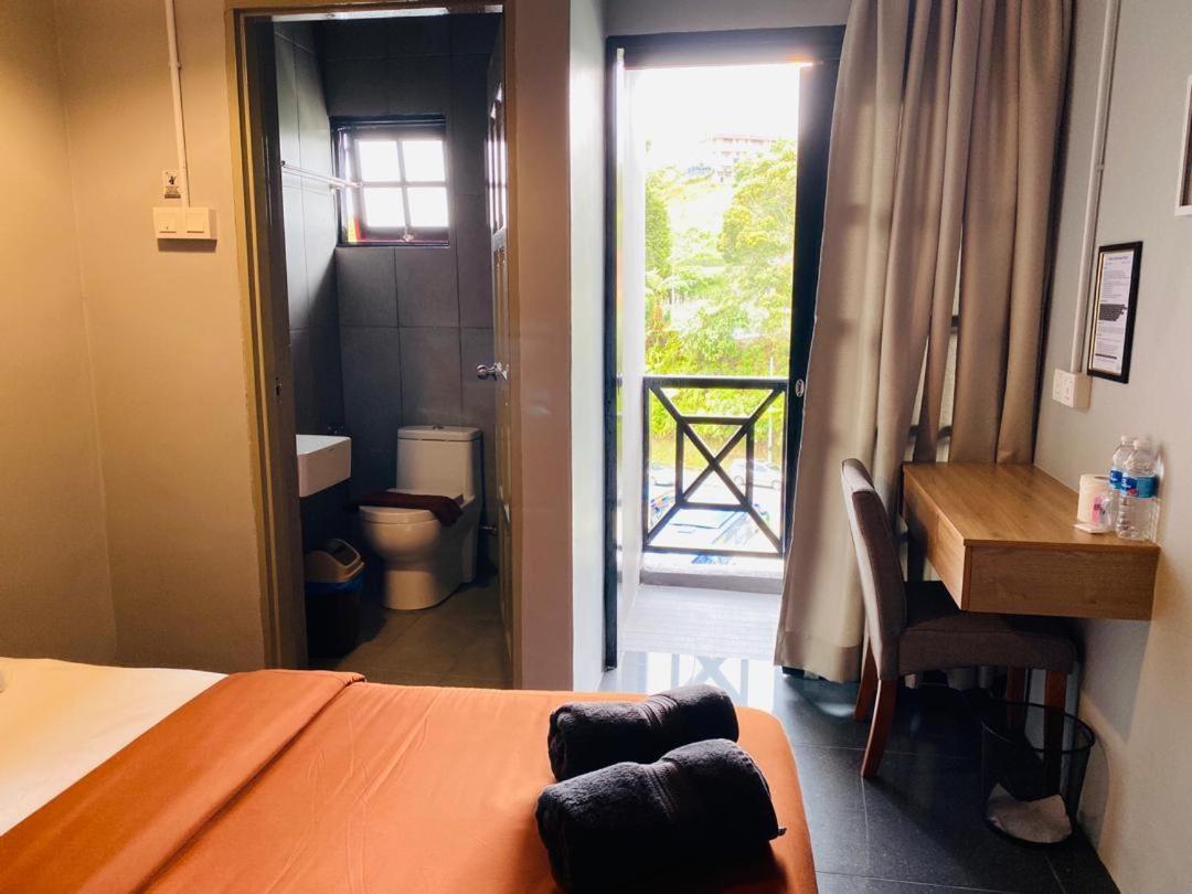 A3A Oastel Coliving Vandrehjem Tanah Rata Eksteriør billede